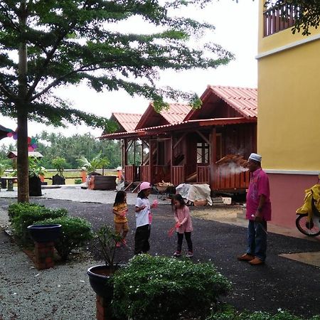 Chalet Kb Wakaf Kayu Kota Bharu Buitenkant foto
