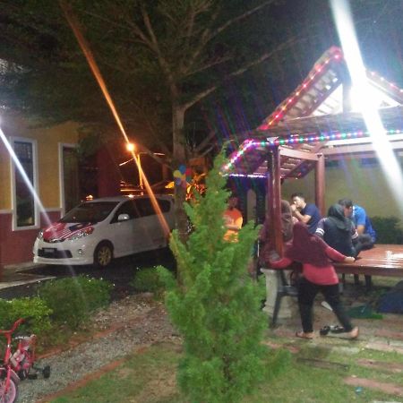Chalet Kb Wakaf Kayu Kota Bharu Buitenkant foto